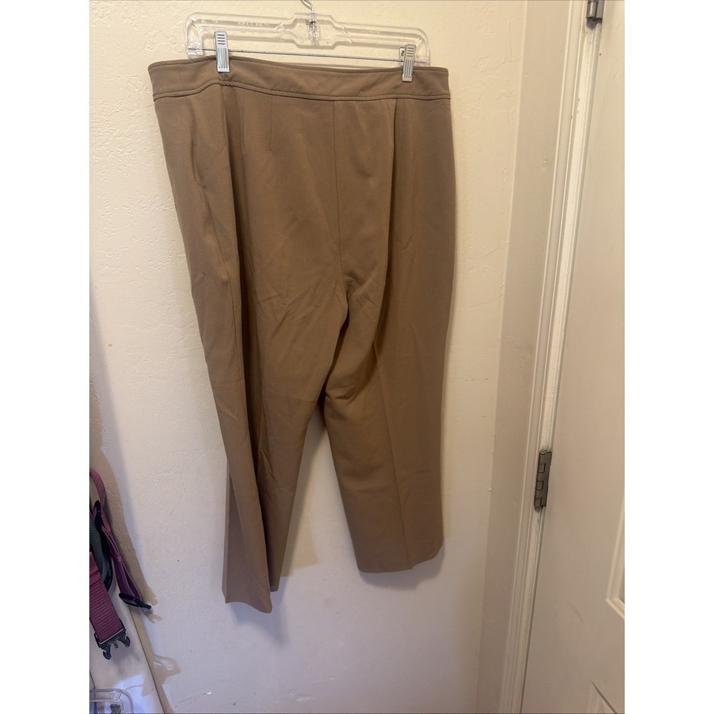 Coldwater Creek Women's Cropped Pull On Pants Size 14 Tan Stretch Career Casual - Picture 5 of 5